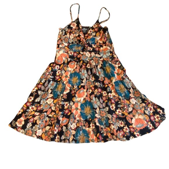 ANGIE V Neck Twist Front Cut Out Sundress Jrs Sz L #285W - Picture 2 of 8